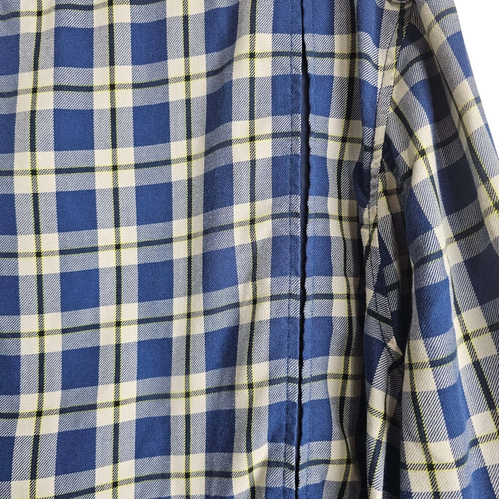 Duluth Trading Co Blue White Plaid Button Down Work Shirt Gusseted Pits Size XL - Picture 5 of 8